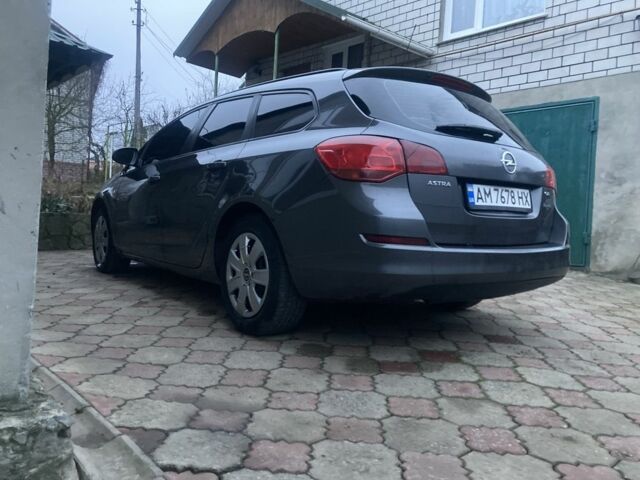Сірий Опель Астра, об'ємом двигуна 1.7 л та пробігом 368 тис. км за 5400 $, фото 6 на Automoto.ua