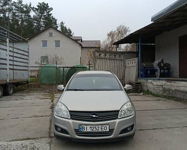 Сірий Опель Астра, об'ємом двигуна 1.7 л та пробігом 300 тис. км за 4349 $, фото 2 на Automoto.ua