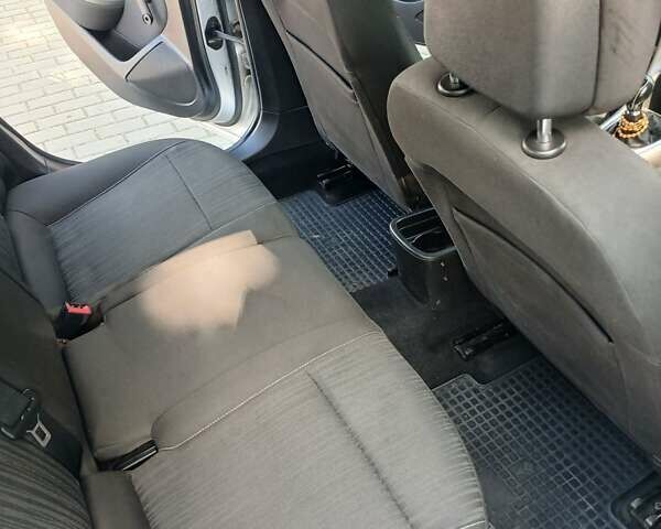 Опель Астра 2010 у Тернополі на Automoto.ua Сірий Опель Астра, об'ємом двигуна 1.69 л та пробігом 279 тис. км за 6999 $, фото 30 на Automoto.ua