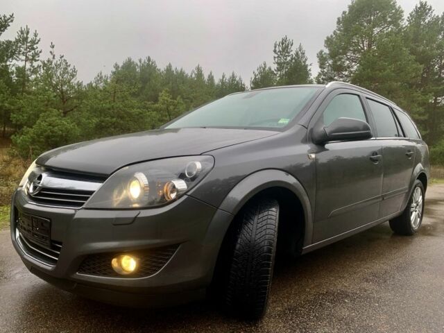 Сірий Опель Астра, об'ємом двигуна 1.9 л та пробігом 284 тис. км за 4000 $, фото 4 на Automoto.ua