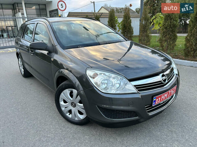 Опель Астра 2010 в Полтаве на Automoto.ua Серый Опель Астра, объемом двигателя 1.6 л и пробегом 143 тыс. км за 6500 $, фото 147 на Automoto.ua