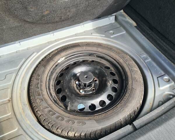 Опель Астра 2010 в Белой Церкве на Automoto.ua Серый Опель Астра, объемом двигателя 1.69 л и пробегом 372 тыс. км за 5200 $, фото 1 на Automoto.ua