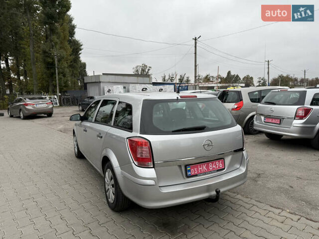 Опель Астра 2010 у Вінниці на Automoto.ua Сірий Опель Астра, об'ємом двигуна 0 л та пробігом 210 тис. км за 5600 $, фото 9 на Automoto.ua