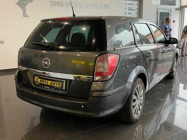 Опель Астра 2010 в Львове на Automoto.ua Серый Опель Астра, объемом двигателя 1.7 л и пробегом 230 тыс. км за 7500 $, фото 6 на Automoto.ua