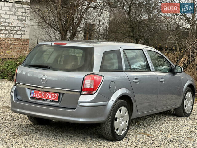 Серый Опель Астра, объемом двигателя 1.6 л и пробегом 224 тыс. км за 5500 $, фото 4 на Automoto.ua