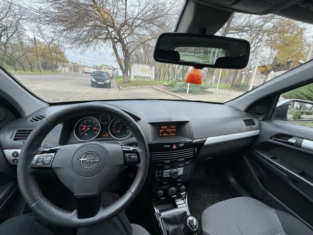 Сірий Опель Астра, об'ємом двигуна 1.6 л та пробігом 177 тис. км за 6700 $, фото 17 на Automoto.ua