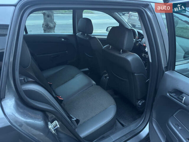 Сірий Опель Астра, об'ємом двигуна 1.69 л та пробігом 293 тис. км за 6350 $, фото 4 на Automoto.ua