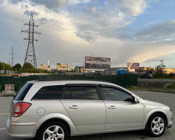 Сірий Опель Астра, об'ємом двигуна 1.7 л та пробігом 256 тис. км за 4800 $, фото 5 на Automoto.ua