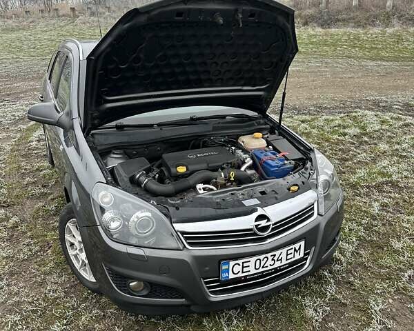 Серый Опель Астра, объемом двигателя 1.69 л и пробегом 336 тыс. км за 6600 $, фото 9 на Automoto.ua