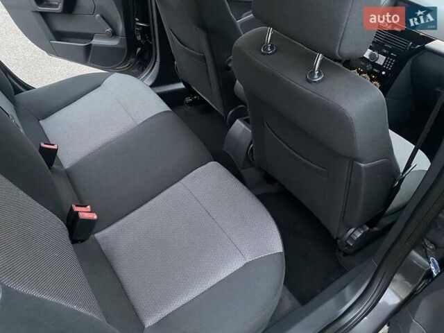 Серый Опель Астра, объемом двигателя 1.6 л и пробегом 248 тыс. км за 6850 $, фото 16 на Automoto.ua