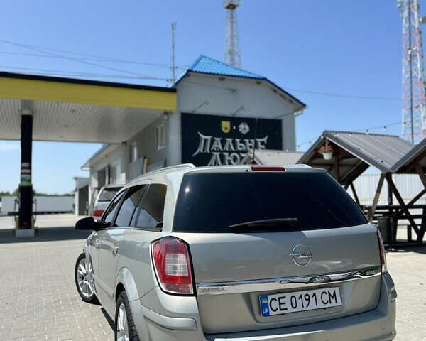 Опель Астра 2010 в Хотине на Automoto.ua Серый Опель Астра, объемом двигателя 1.91 л и пробегом 293 тыс. км за 6799 $, фото 3 на Automoto.ua
