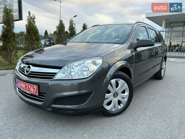 Опель Астра 2010 в Полтаве на Automoto.ua Серый Опель Астра, объемом двигателя 1.6 л и пробегом 143 тыс. км за 6500 $, фото 144 на Automoto.ua