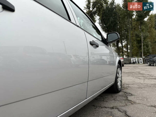 Серый Опель Астра, объемом двигателя 1.6 л и пробегом 210 тыс. км за 5499 $, фото 17 на Automoto.ua