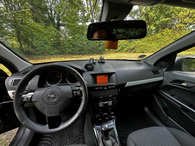 Сірий Опель Астра, об'ємом двигуна 1.9 л та пробігом 235 тис. км за 6300 $, фото 19 на Automoto.ua