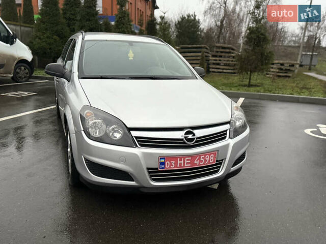 Серый Опель Астра, объемом двигателя 1.6 л и пробегом 231 тыс. км за 5699 $, фото 26 на Automoto.ua