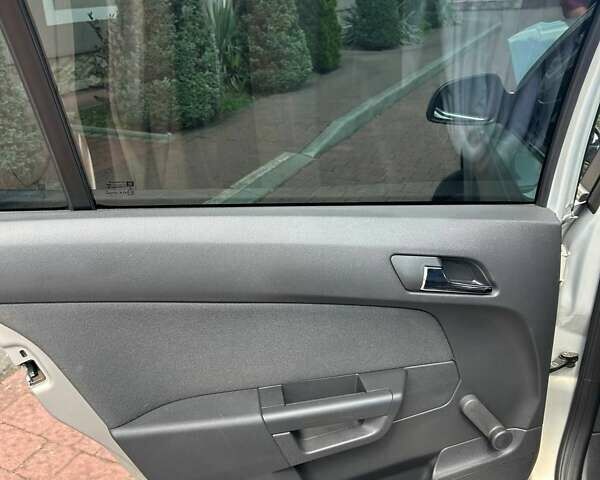 Сірий Опель Астра, об'ємом двигуна 1.6 л та пробігом 223 тис. км за 6250 $, фото 29 на Automoto.ua