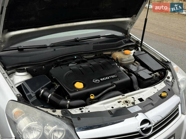 Сірий Опель Астра, об'ємом двигуна 1.9 л та пробігом 286 тис. км за 4850 $, фото 18 на Automoto.ua