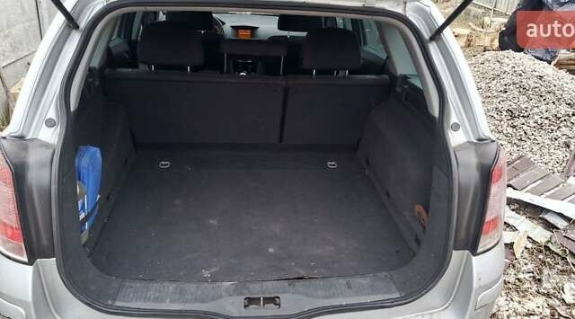 Сірий Опель Астра, об'ємом двигуна 1.7 л та пробігом 240 тис. км за 7000 $, фото 14 на Automoto.ua