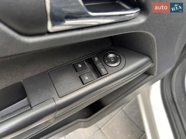 Серый Опель Астра, объемом двигателя 1.6 л и пробегом 231 тыс. км за 4950 $, фото 15 на Automoto.ua