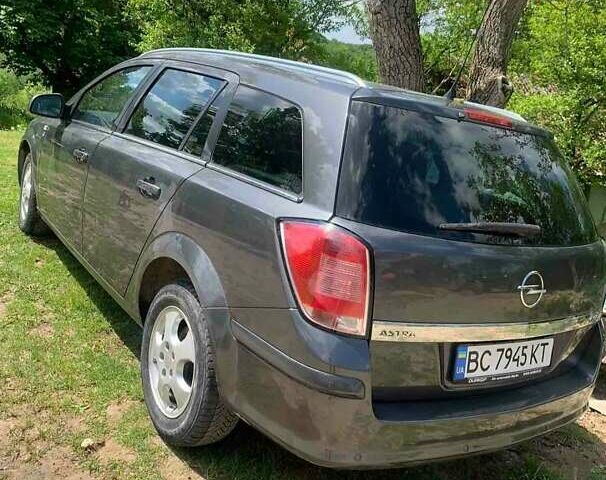 Опель Астра 2010 в Золочев на Automoto.ua Серый Опель Астра, объемом двигателя 1.7 л и пробегом 250 тыс. км за 6200 $, фото 9 на Automoto.ua