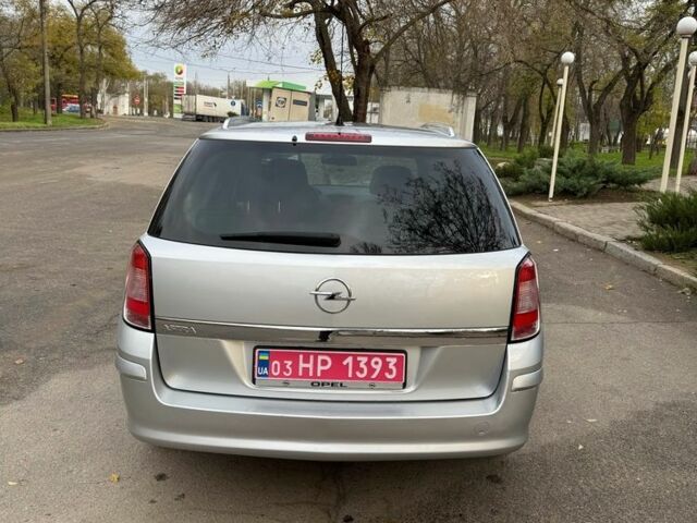 Сірий Опель Астра, об'ємом двигуна 1.6 л та пробігом 177 тис. км за 6700 $, фото 4 на Automoto.ua
