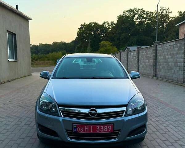 Сірий Опель Астра, об'ємом двигуна 1.6 л та пробігом 215 тис. км за 5500 $, фото 1 на Automoto.ua
