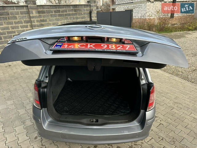 Серый Опель Астра, объемом двигателя 1.6 л и пробегом 224 тыс. км за 5500 $, фото 50 на Automoto.ua