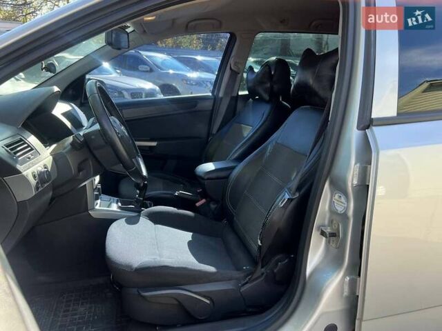 Серый Опель Астра, объемом двигателя 1.69 л и пробегом 306 тыс. км за 4690 $, фото 8 на Automoto.ua