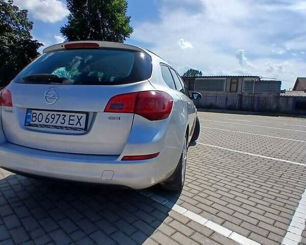 Опель Астра 2010 у Тернополі на Automoto.ua Сірий Опель Астра, об'ємом двигуна 1.69 л та пробігом 279 тис. км за 6999 $, фото 5 на Automoto.ua