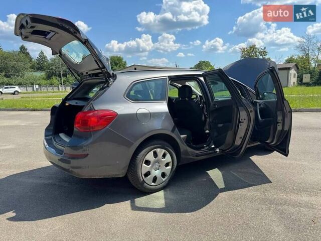 Опель Астра 2010 в Киеве на Automoto.ua Серый Опель Астра, объемом двигателя 1.6 л и пробегом 252 тыс. км за 7150 $, фото 16 на Automoto.ua