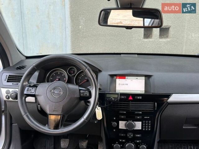 Сірий Опель Астра, об'ємом двигуна 1.69 л та пробігом 253 тис. км за 6300 $, фото 30 на Automoto.ua