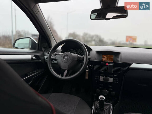 Сірий Опель Астра, об'ємом двигуна 1.9 л та пробігом 286 тис. км за 4850 $, фото 14 на Automoto.ua