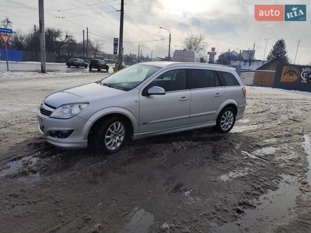 Серый Опель Астра, объемом двигателя 1.6 л и пробегом 189 тыс. км за 5600 $, фото 16 на Automoto.ua