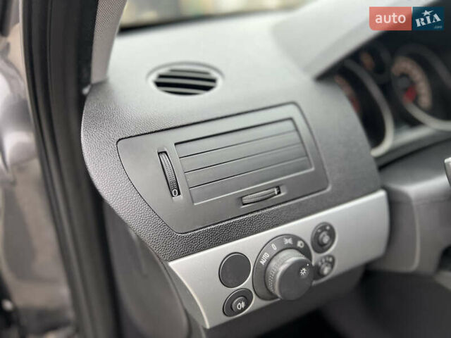 Сірий Опель Астра, об'ємом двигуна 1.6 л та пробігом 260 тис. км за 6250 $, фото 65 на Automoto.ua