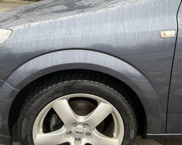 Серый Опель Астра, объемом двигателя 1.6 л и пробегом 175 тыс. км за 5650 $, фото 18 на Automoto.ua