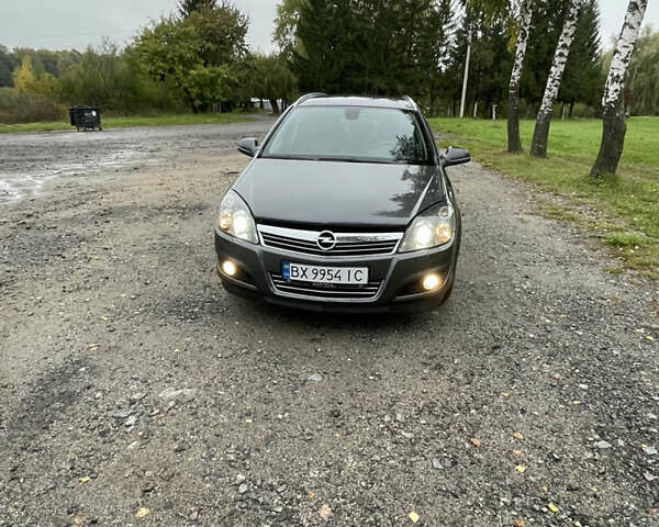 Опель Астра 2010 в Красилове на Automoto.ua Серый Опель Астра, объемом двигателя 1.6 л и пробегом 233 тыс. км за 6500 $, фото 9 на Automoto.ua