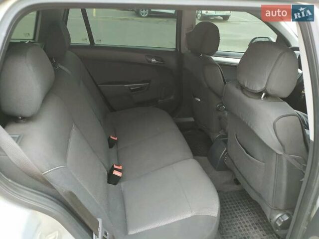 Сірий Опель Астра, об'ємом двигуна 1.7 л та пробігом 300 тис. км за 4349 $, фото 18 на Automoto.ua