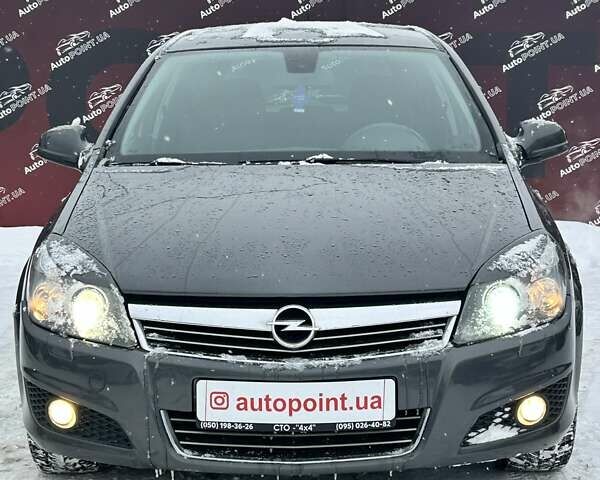 Серый Опель Астра, объемом двигателя 1.8 л и пробегом 204 тыс. км за 6500 $, фото 1 на Automoto.ua