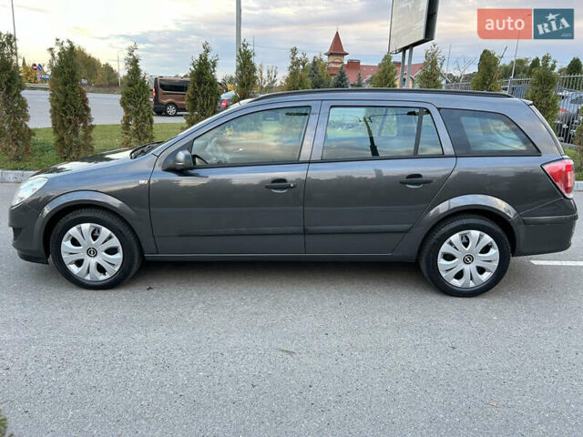 Опель Астра 2010 в Полтаве на Automoto.ua Серый Опель Астра, объемом двигателя 1.6 л и пробегом 143 тыс. км за 6500 $, фото 152 на Automoto.ua