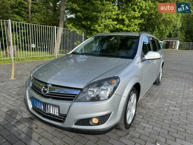 Серый Опель Астра, объемом двигателя 1.7 л и пробегом 255 тыс. км за 5800 $, фото 20 на Automoto.ua