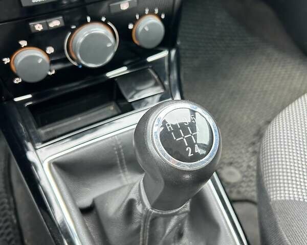 Серый Опель Астра, объемом двигателя 1.8 л и пробегом 204 тыс. км за 6500 $, фото 16 на Automoto.ua