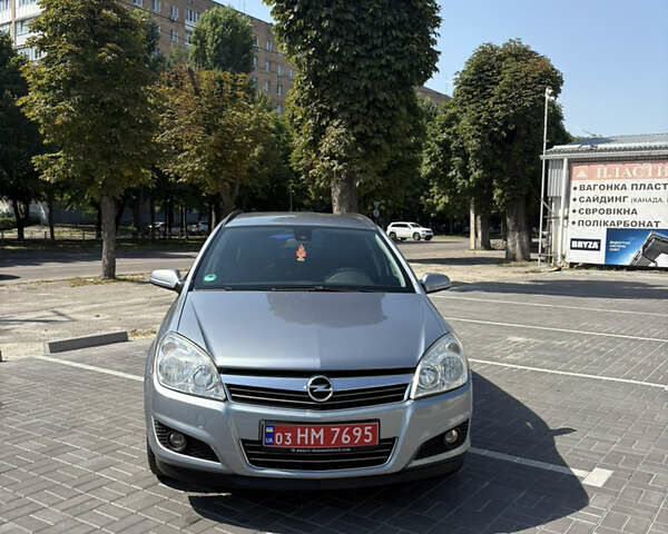 Сірий Опель Астра, об'ємом двигуна 1.6 л та пробігом 194 тис. км за 6000 $, фото 3 на Automoto.ua