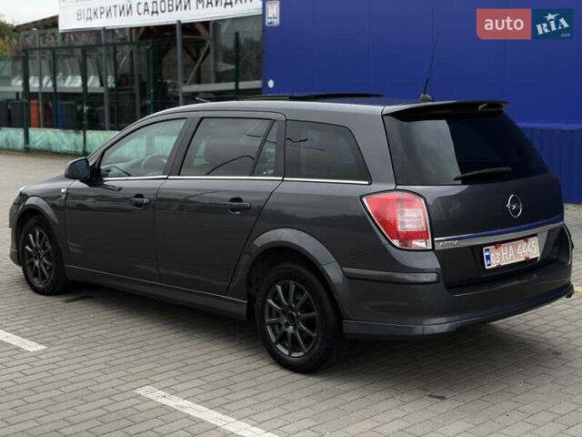 Опель Астра 2010 в Дубно на Automoto.ua Серый Опель Астра, объемом двигателя 1.6 л и пробегом 229 тыс. км за 5100 $, фото 5 на Automoto.ua
