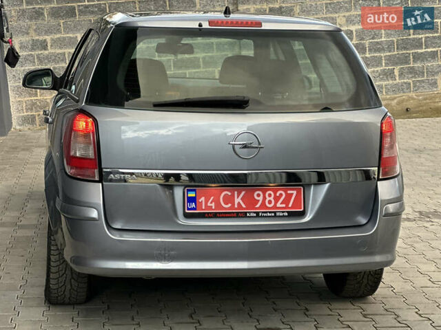 Серый Опель Астра, объемом двигателя 1.6 л и пробегом 224 тыс. км за 5500 $, фото 8 на Automoto.ua