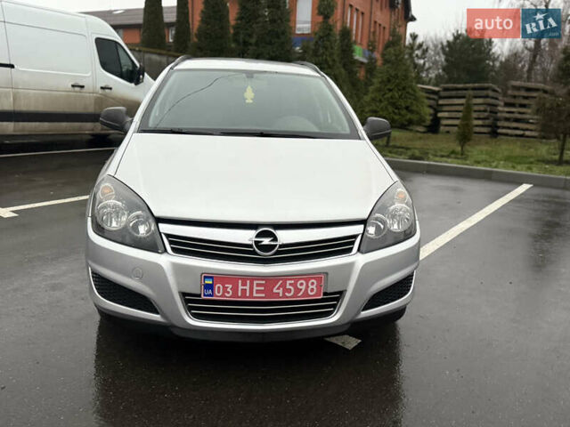Серый Опель Астра, объемом двигателя 1.6 л и пробегом 231 тыс. км за 5699 $, фото 25 на Automoto.ua