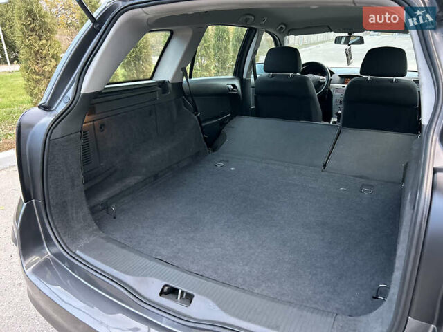 Опель Астра 2010 в Полтаве на Automoto.ua Серый Опель Астра, объемом двигателя 1.6 л и пробегом 143 тыс. км за 6500 $, фото 92 на Automoto.ua