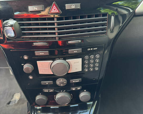 Серый Опель Астра, объемом двигателя 1.7 л и пробегом 255 тыс. км за 5800 $, фото 41 на Automoto.ua