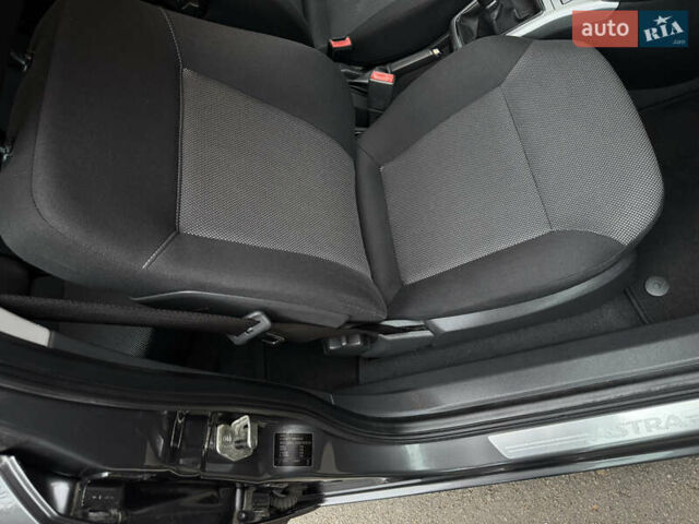 Сірий Опель Астра, об'ємом двигуна 1.6 л та пробігом 215 тис. км за 5750 $, фото 28 на Automoto.ua