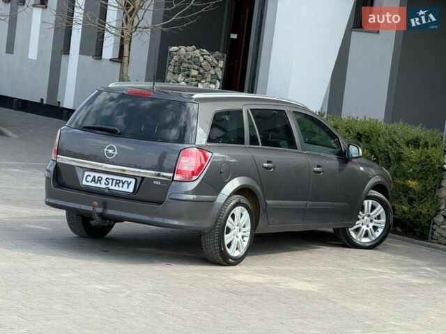 Серый Опель Астра, объемом двигателя 1.6 л и пробегом 197 тыс. км за 6500 $, фото 21 на Automoto.ua