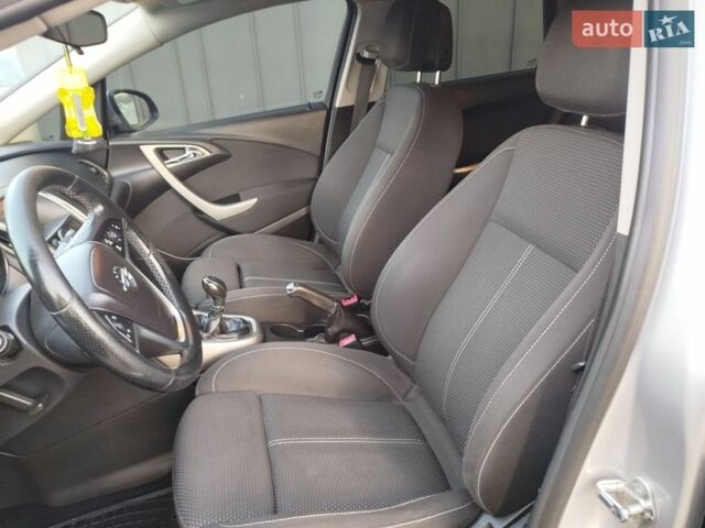 Серый Опель Астра, объемом двигателя 1.7 л и пробегом 249 тыс. км за 6899 $, фото 36 на Automoto.ua